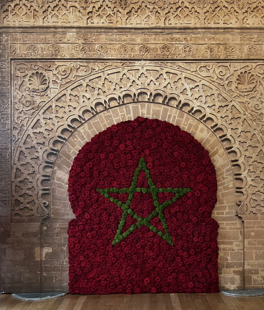 Petite Fleur Nantes, floral backdrop